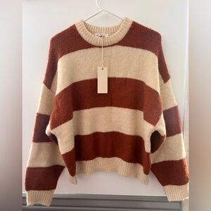 In loom Knit Sweeter Sz Large